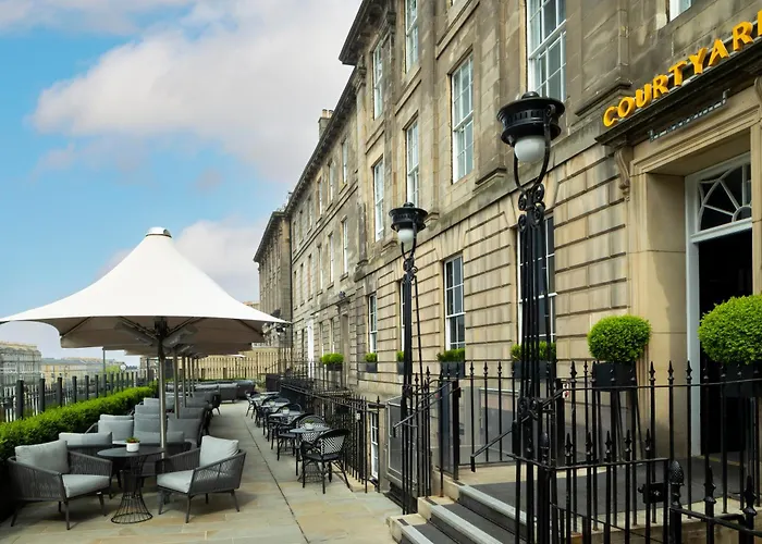 Courtyard By Marriott Edinburgh
