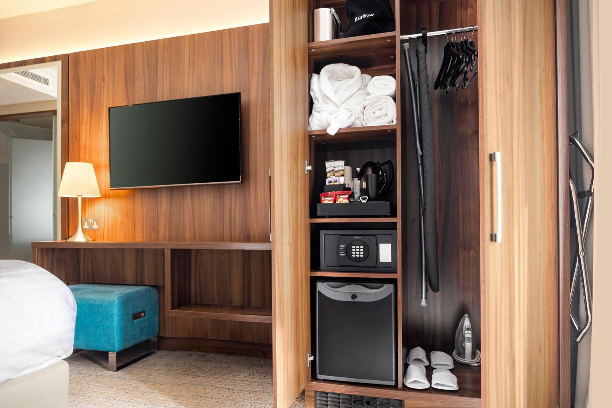 Courtyard By Marriott Hotel EDI