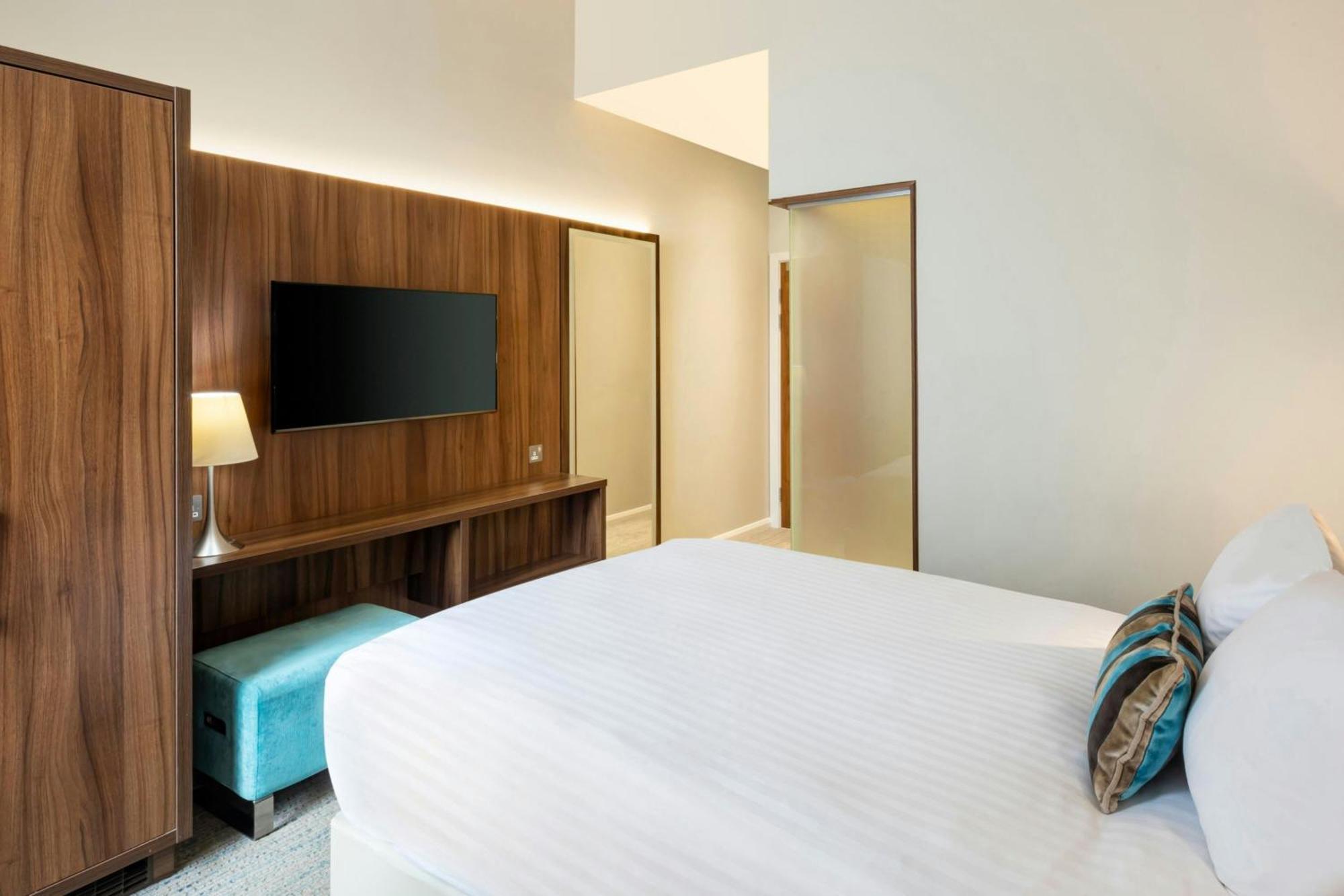Courtyard By Marriott Hotel EDI